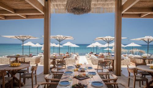   Grand suite by the sea with private pool 