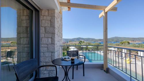 Double Room with Pool View