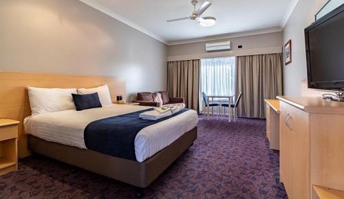 Queen Room