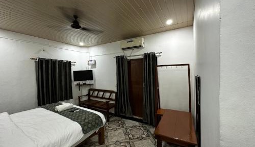 Deluxe Double Room with Shower