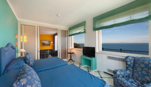 Suite with Sea View