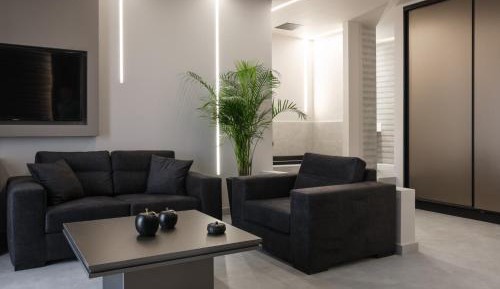 Deluxe Suite with Spa Bath
