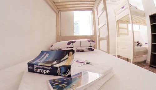 Bed in 4-Bed Mixed Dormitory Room
