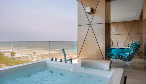 Gold Suite with Terrance and spa bath tub