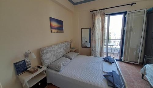 Studio with Balcony