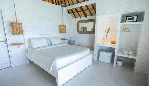 Deluxe Double Room with Balcony and Sea View