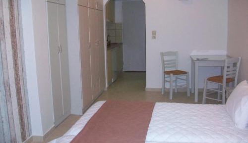 Studio - Sea Front (2 Adults) 1st floor
