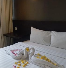Queen Room