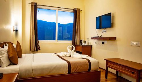 Double Room with Mountain View