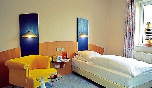 Large Single Room