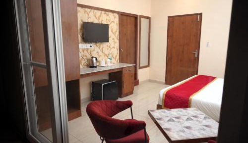 Standard King Room