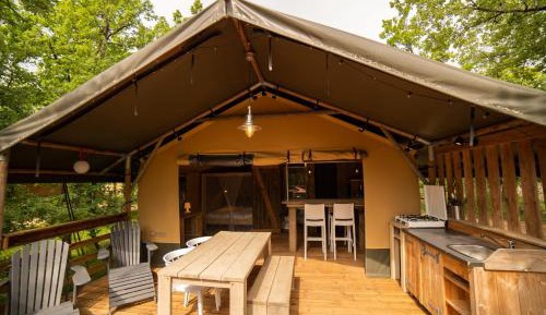 Safari Lodge