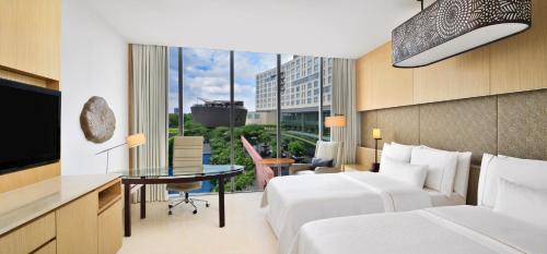 Premier Twin Room Pool View