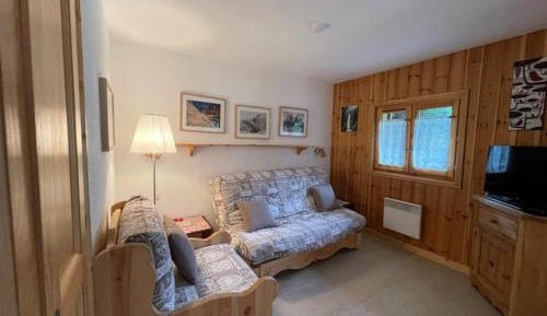 Apartment (6 Adults)