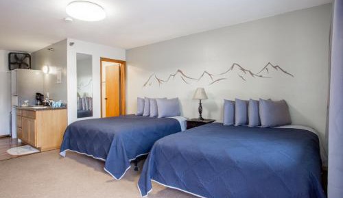 Queen Room with Two Queen Beds