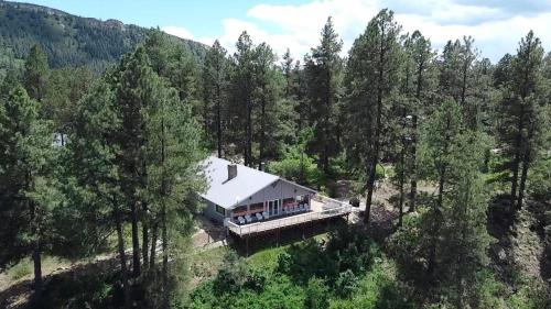 Three-Bedroom Holiday Home 