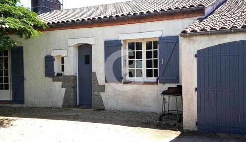 Holiday Home (6 Adults)