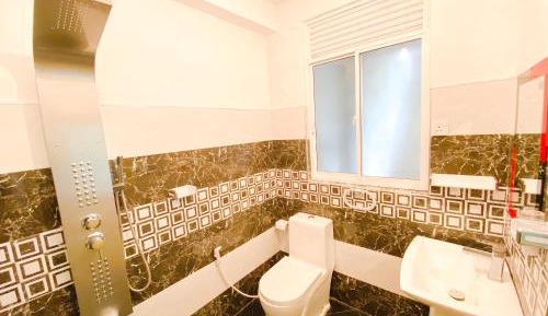 Double or Twin Room with Mountain View