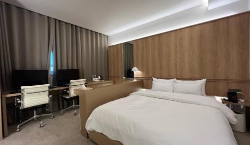 Deluxe Premier Double Room