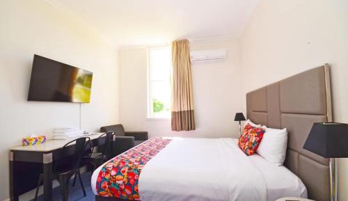 King Room with En Suite 