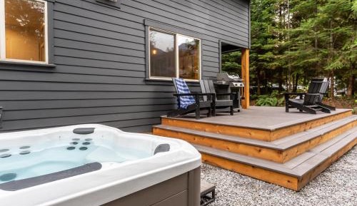 Three-Bedroom Holiday Home 