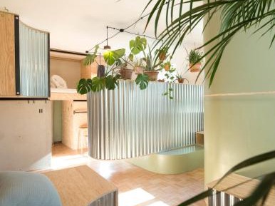 Single Bed in 10 Bed Mixed Dormitory Room