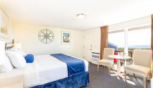 King Room with Balcony