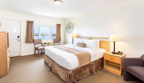 Double Room with Sea View and Patio