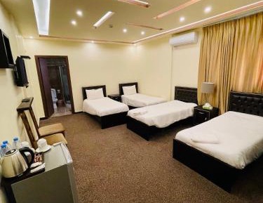 Deluxe Quadruple Room