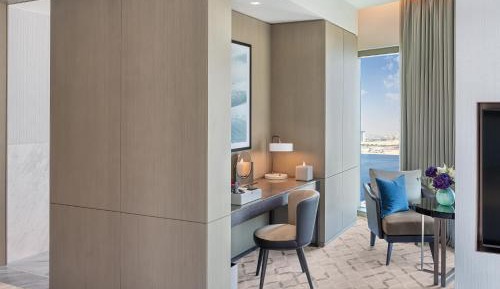 City View Executive Suite with Club Lounge access - Afternoon Tea, Evening Drinks & Canapes, all-day refreshments King Bed 