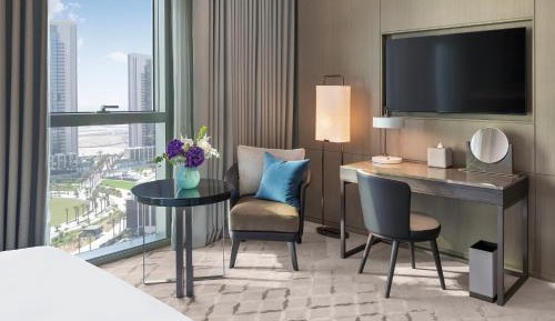 City View Deluxe Room King - Complimentary Lagoon Access