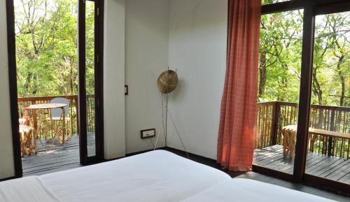 Deluxe Double or Twin Room with Garden View