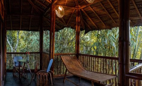 Deluxe Double or Twin Room with Lake View
