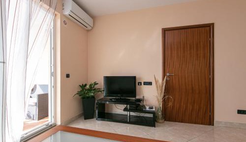 Two-Bedroom Apartment with Terrace and Sea View