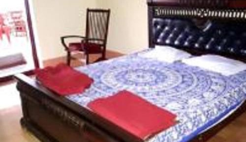 Basic Triple Room