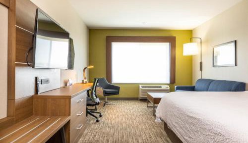 King Suite with Sofa Bed