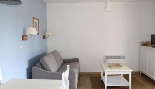 Apartment (4 Adults)