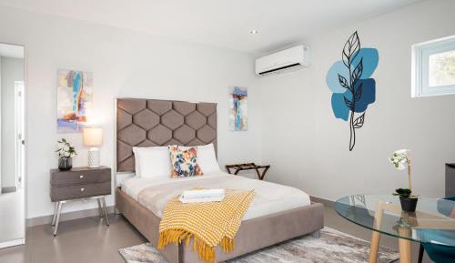 Queen Suite