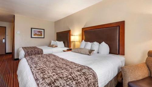 Queen Room with Two Queen Beds - Non-Smoking