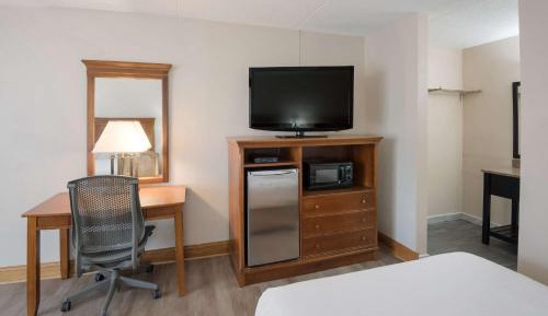 Double Room with Two Double Beds - Pet-Friendly