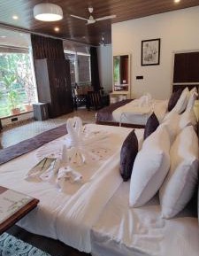 Family Suite (4 Adults)