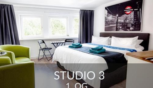 Studio with Garden View