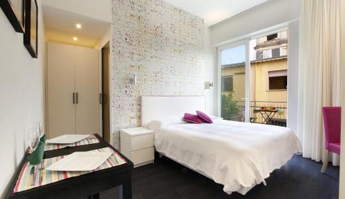 Deluxe Studio with Balcony