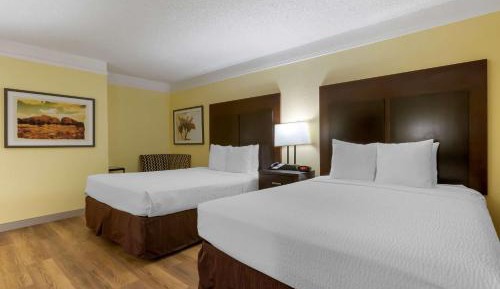 Queen Room with Two Queen Beds