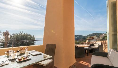 Deluxe Double Room with Terrace