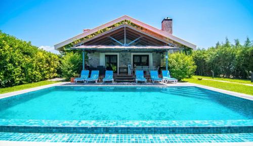 Deluxe Villa