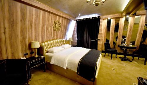 Presidential Suite