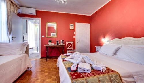 Three-Bedroom Apartment (6 Adults)