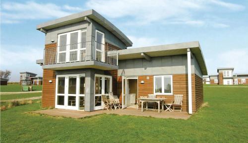 Four-Bedroom Holiday Home