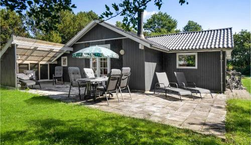 Three-Bedroom Holiday Home 